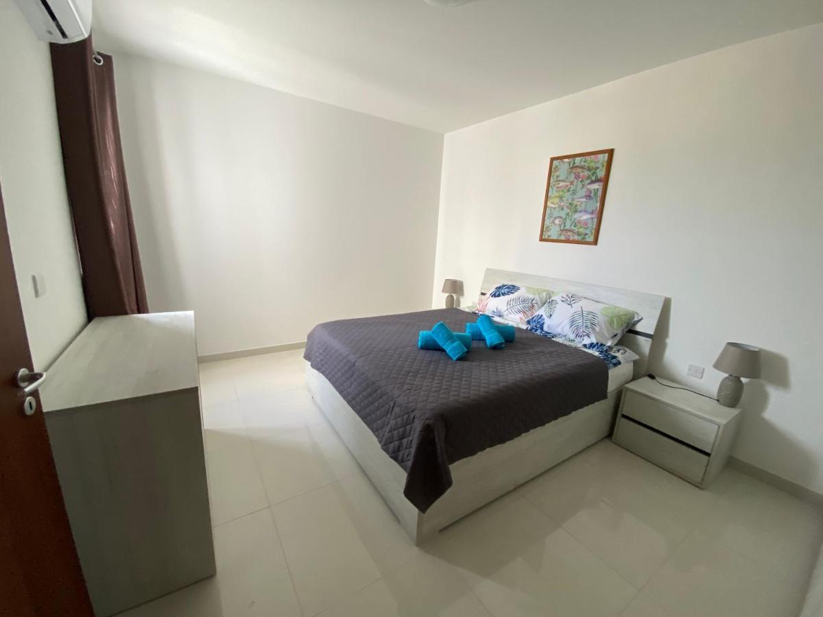 Sunshine Apartments Mellieha - Modern Three Bedroom Apartment - Apt No 1 Kültér fotó