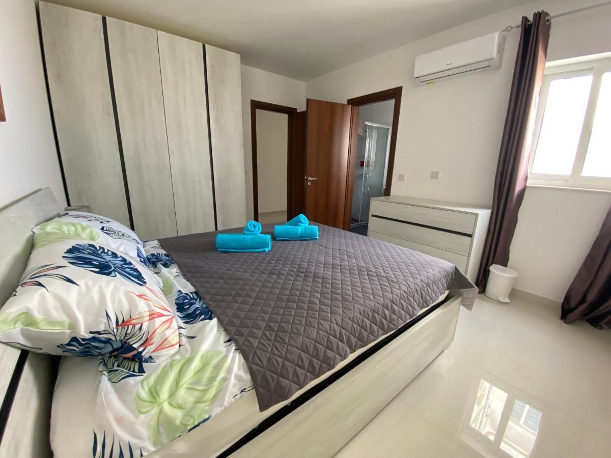 Sunshine Apartments Mellieha - Modern Three Bedroom Apartment - Apt No 1 Kültér fotó