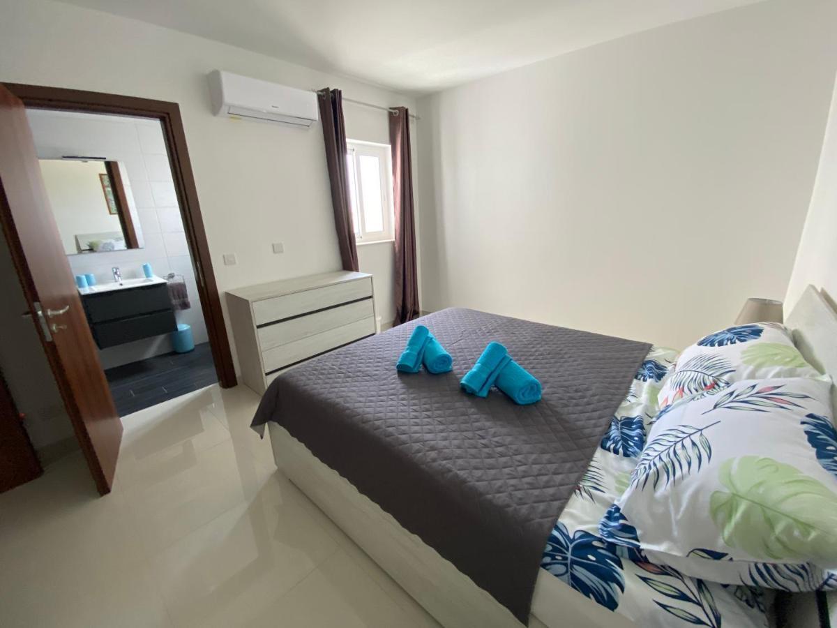Sunshine Apartments Mellieha - Modern Three Bedroom Apartment - Apt No 1 Kültér fotó